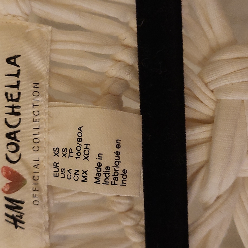 💝 Darling long French vest by HM Coachella size extra small cream - Picture 2 of 3